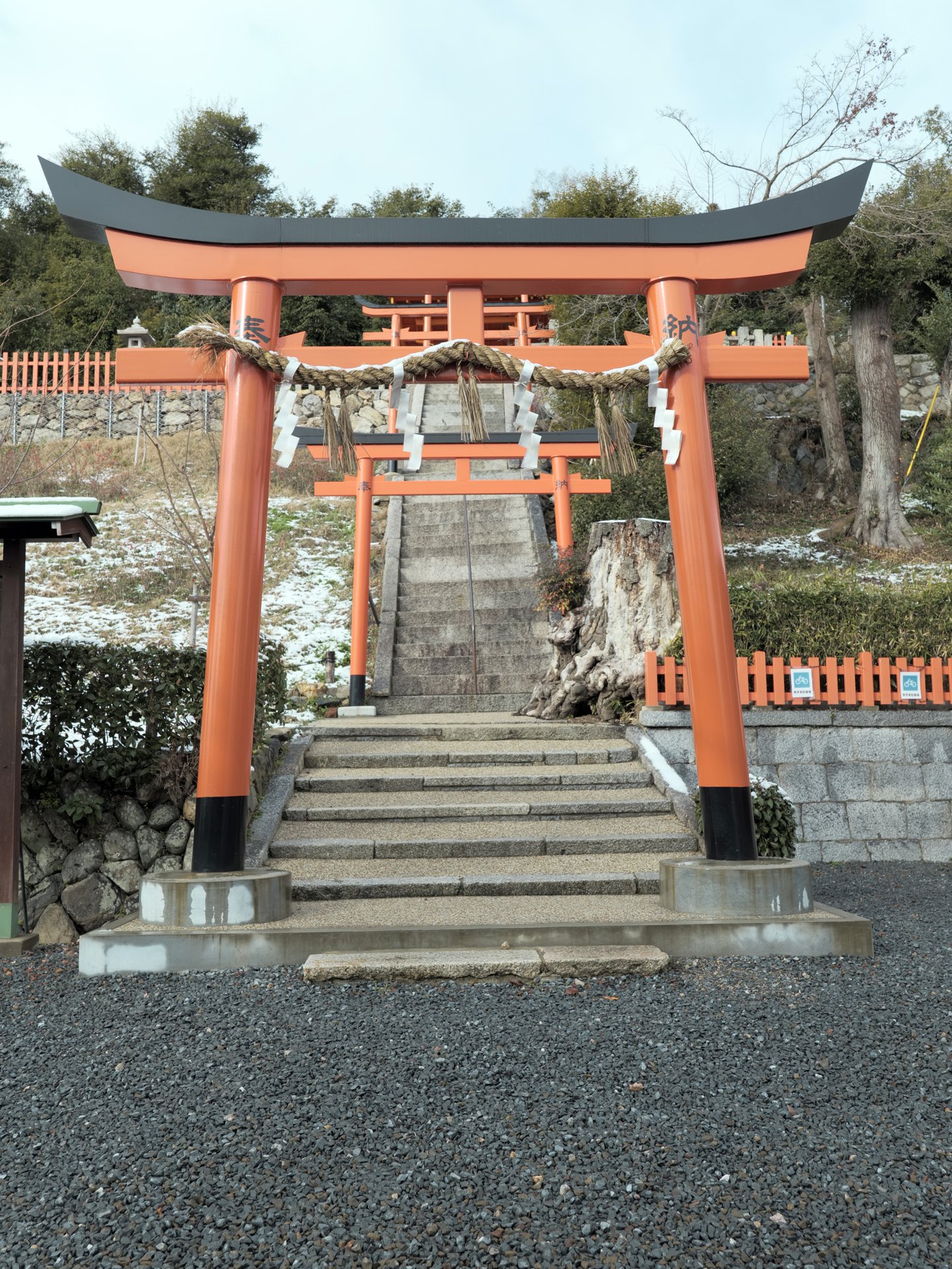 鳥居