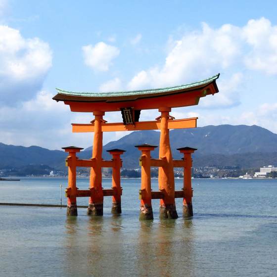 厳島神社