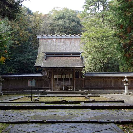若狭彦神社