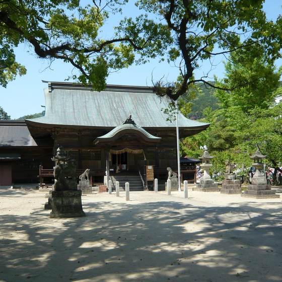 與止日女神社